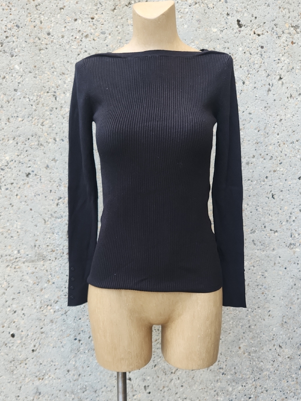 RW&CO. Black Ribbed Boatneck Long-Sleeve Top
